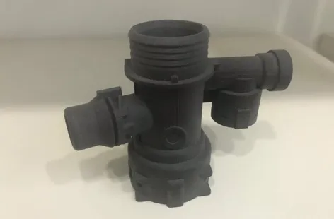 使用PA6X BLK材料打印的汽车油路密封管