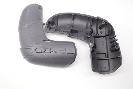 盈普Precimid1172Pro GF30 BLK(30%玻璃增强尼龙12)打印的电动工具手柄外壳