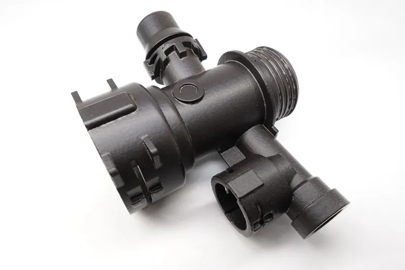 盈普TPM3D PA6X BLK材料(PA6)打印的汽车油路管接头